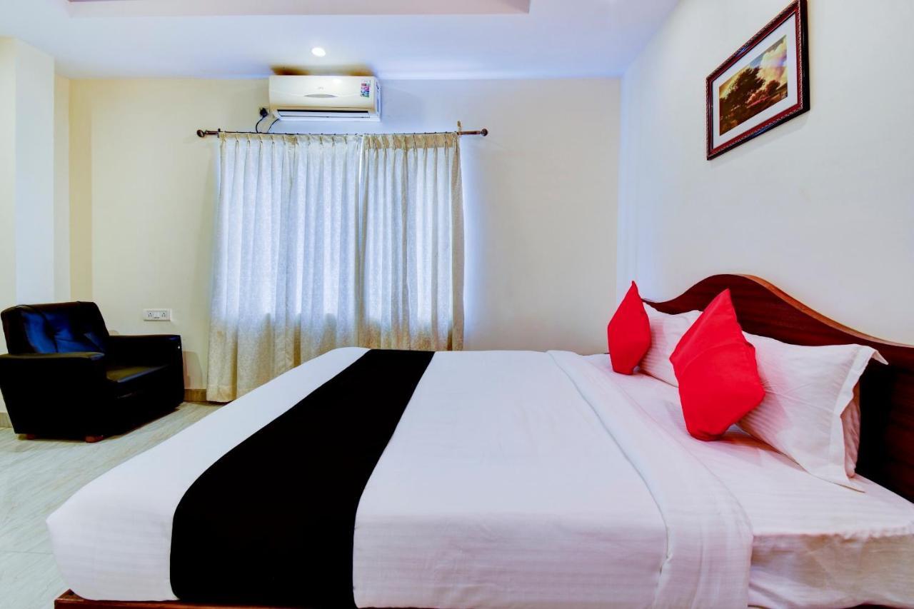 Capital O 81558 Udupi Gokula Bangalore Exteriör bild
